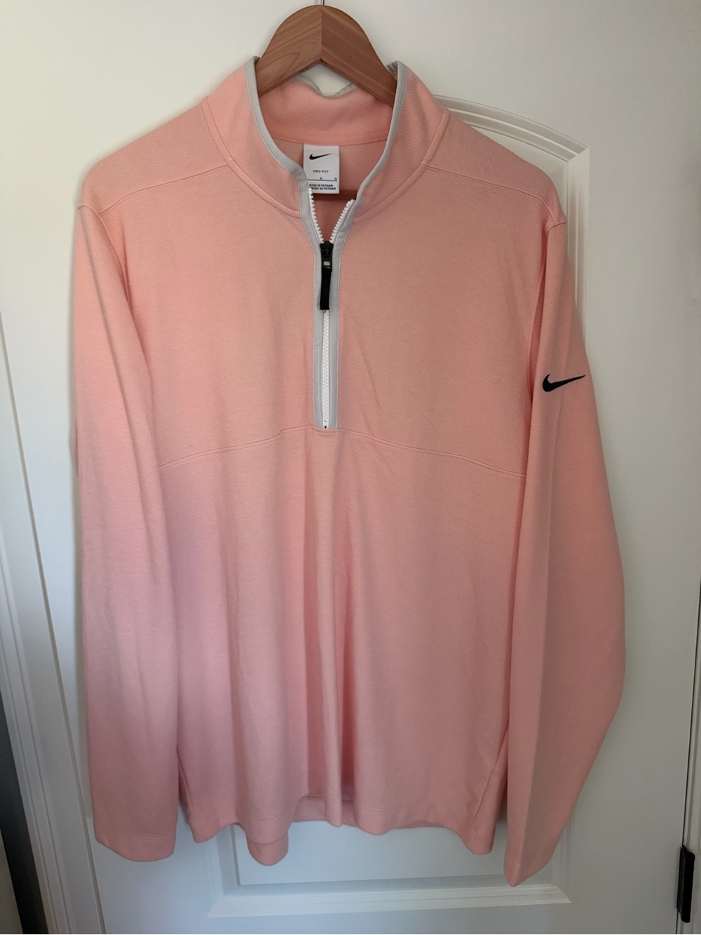 Nike Men’s Peach Half-Zip Performance Pullover